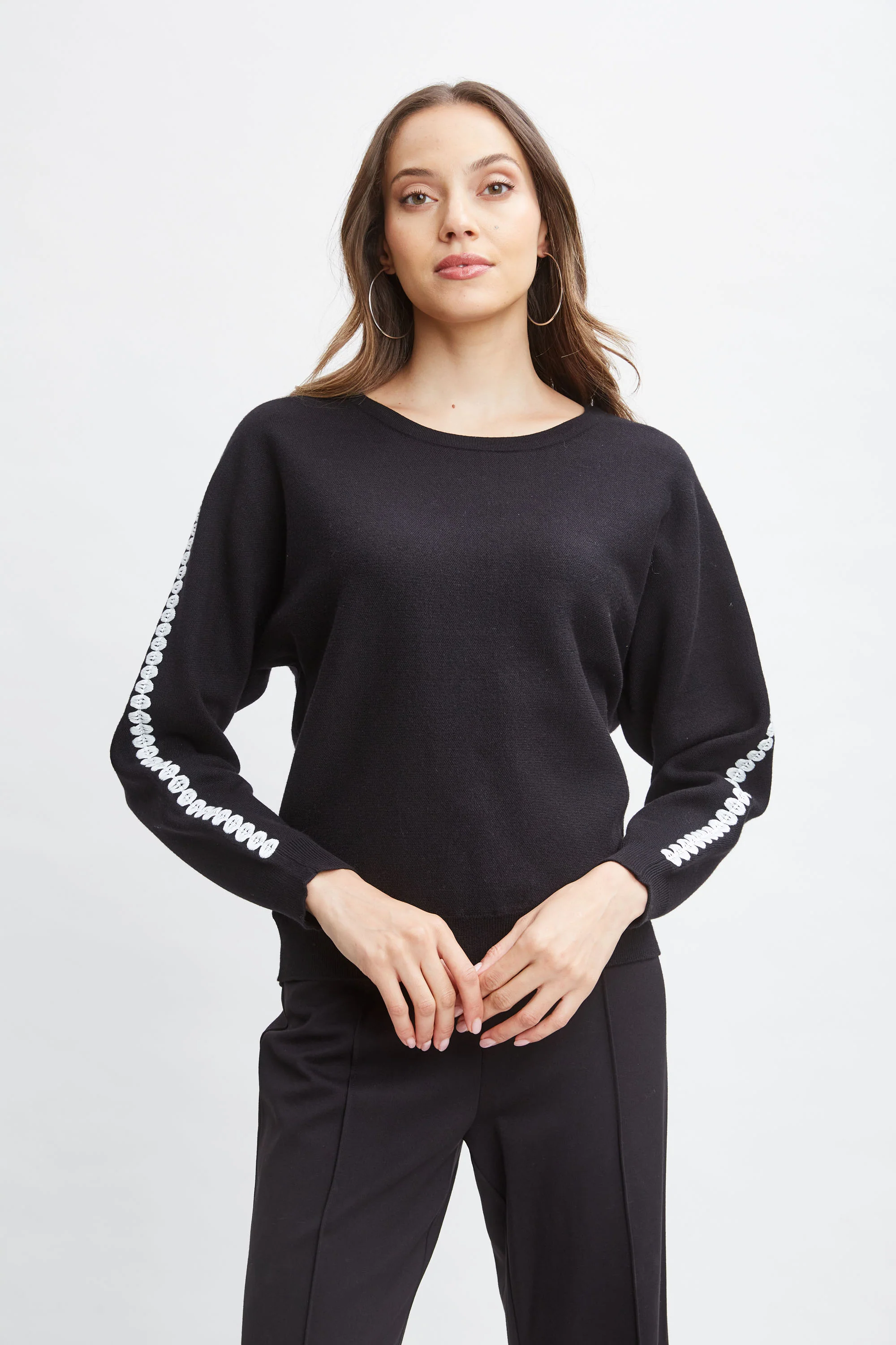 T-Tahari Stitch Sleeve Sweater - Murepair