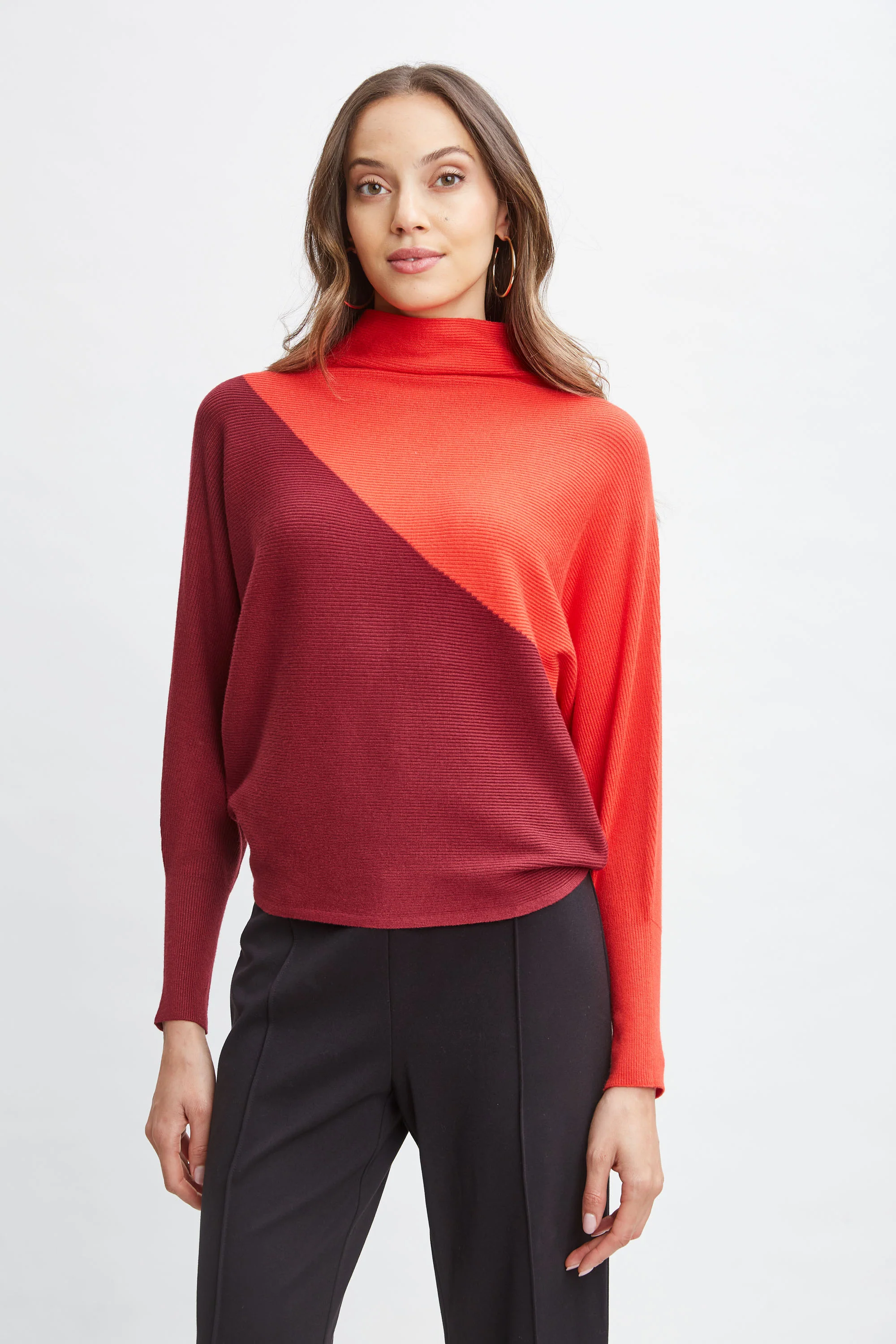 T-Tahari Asymmetric Colorblock Sweater - Murepair
